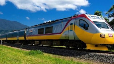 Queensland Rail Passenger01